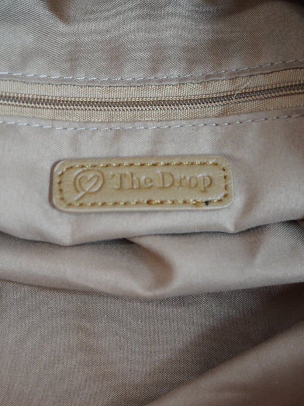 The Drop purse